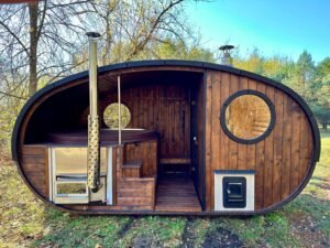 Gartensauna Mit Whirlpool (12)