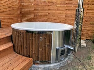 Badezuber Badefass Hot Tube Mit Whirlpool Holzofen – TimberIN Rojal 4 2 Scaled